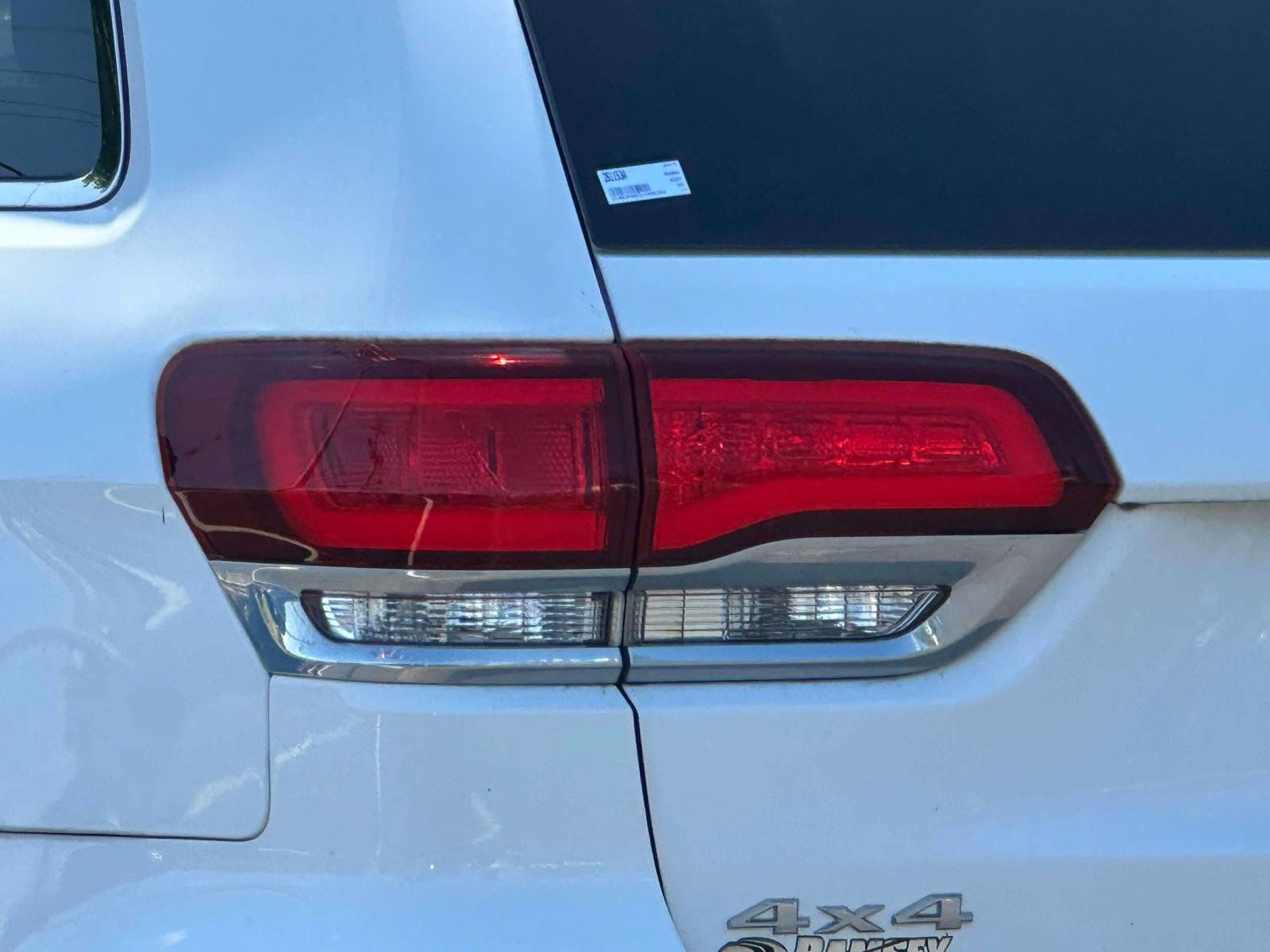 Used 2020 Jeep Grand Cherokee Limited w/ Luxury Group II AWD/4WD image 9