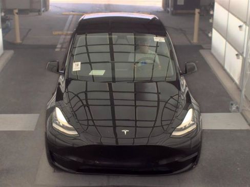 Used 2020 Tesla Model Y Long Range AWD/4WD image 4