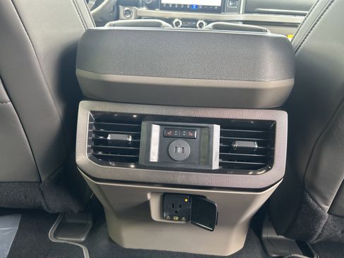 New 2026 Ford F350 Platinum w/ Platinum Plus Package image 43