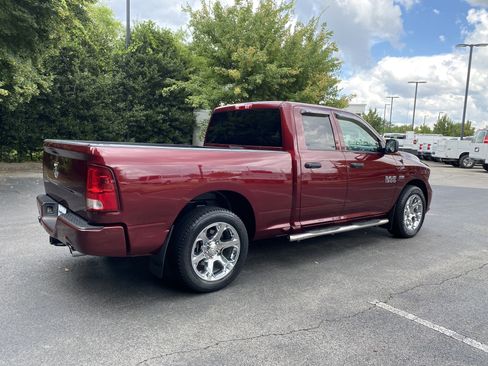 Used 2017 RAM 1500 Express RWD image 9