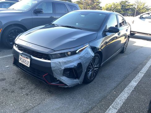 Used 2022 Kia Forte GT-Line w/ GT-Line Technology Package image 3