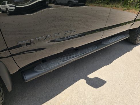 Certified 2019 Nissan Titan SV w/ SV Convenience Package AWD/4WD image 10
