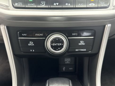 Used 2015 Honda Accord Touring image 31