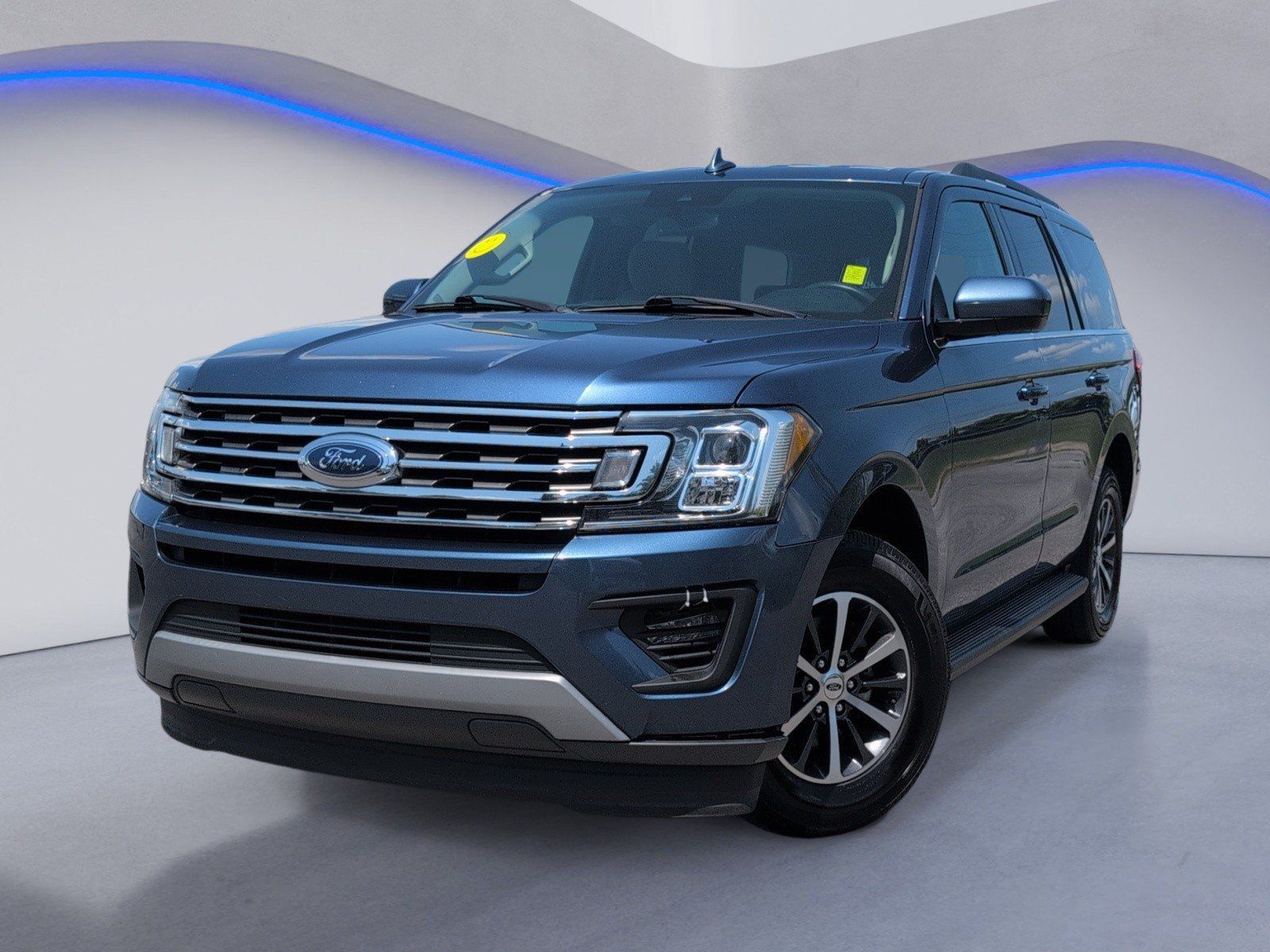 Used 2020 Ford Expedition XLT RWD image 2
