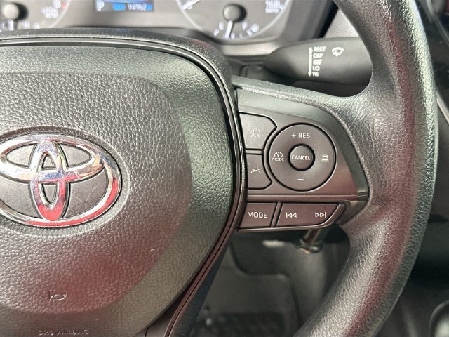 Used 2025 Toyota Corolla LE FWD image 20