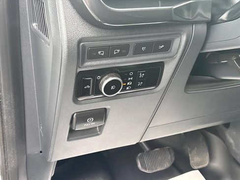 Used 2022 Ford F150 XLT w/ Equipment Group 302A High AWD/4WD image 26