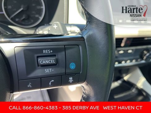 Certified 2023 Nissan Rogue SL w/ SL Premium Package AWD/4WD image 35