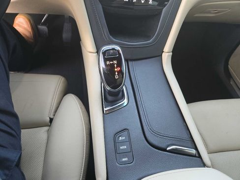 Used 2017 Cadillac XT5 Luxury w/ Driver Awareness Package image 27