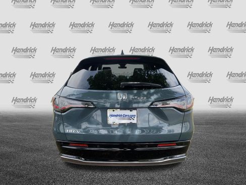 Used 2023 Honda HR-V EX-L image 9