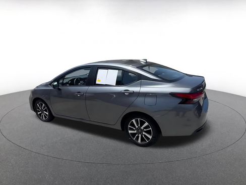 Used 2025 Nissan Versa SV FWD image 10