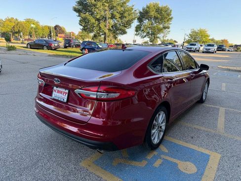 Used 2020 Ford Fusion SE FWD image 5