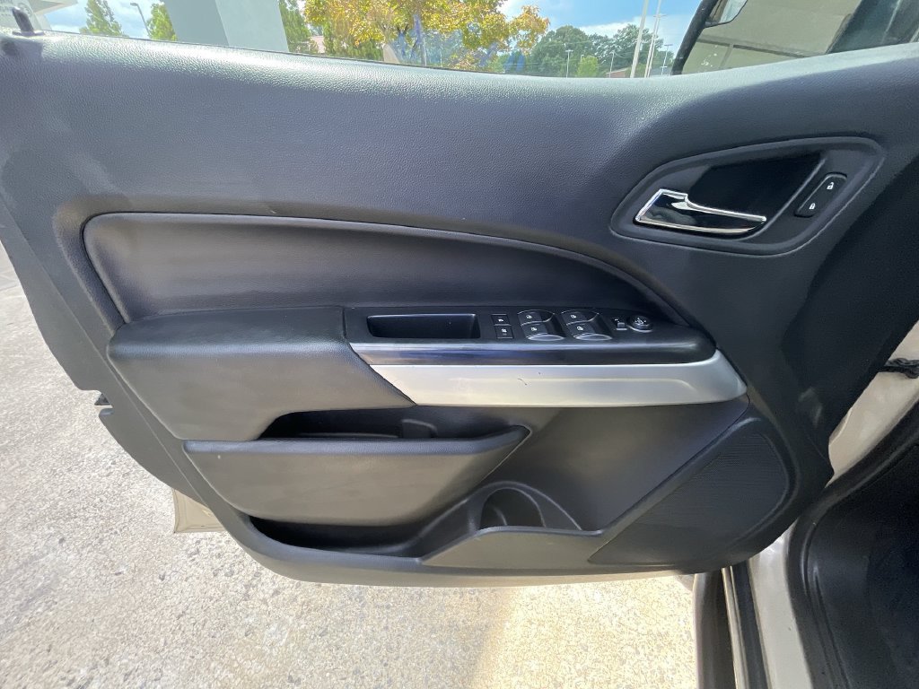Used 2022 Chevrolet Colorado ZR2 w/ Colorado ZR2 Bison Edition AWD/4WD image 19
