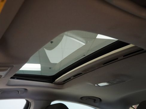 Used 2014 Chevrolet Cruze LT w/ All-Star Edition image 4