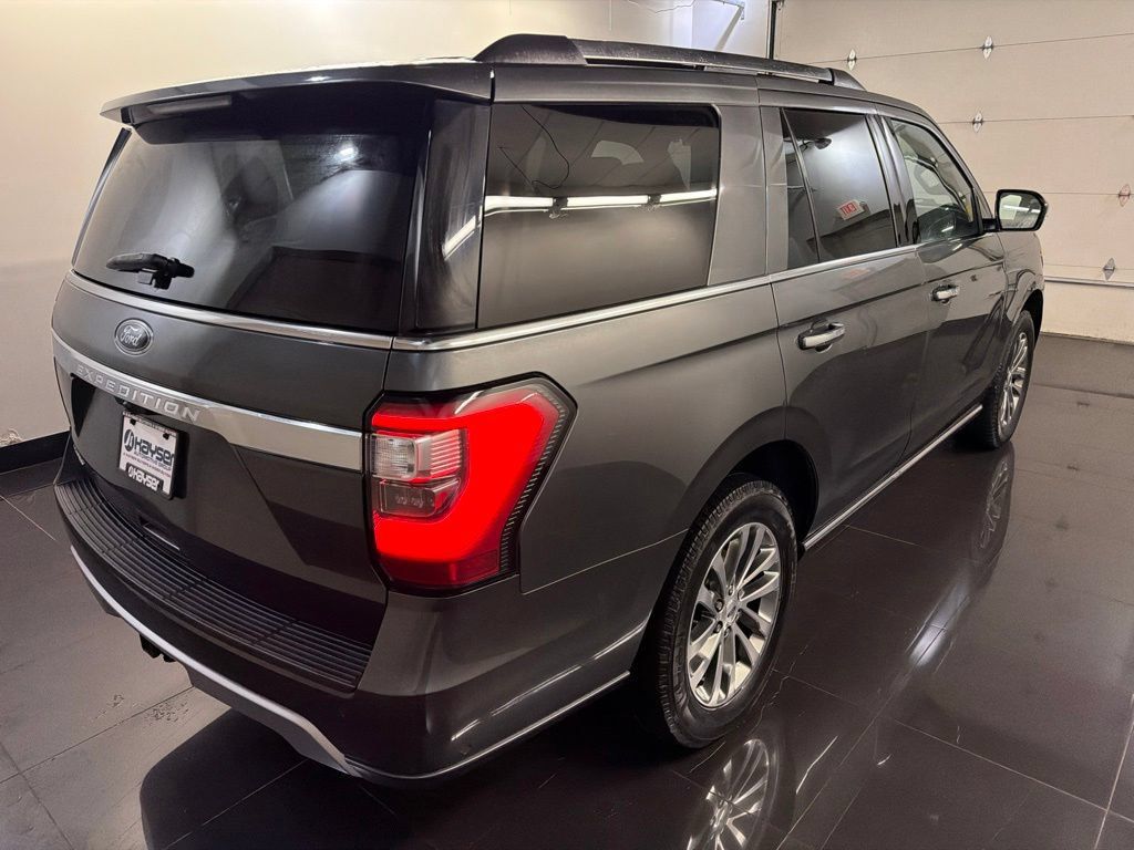 Used 2018 Ford Expedition Limited w/ Equipment Group 301A AWD/4WD image 6