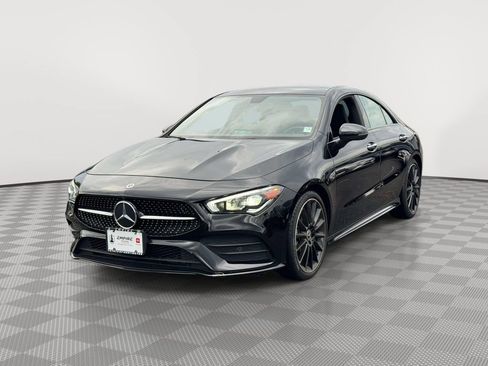 Used 2023 Mercedes-Benz CLA 250 4MATIC image 3