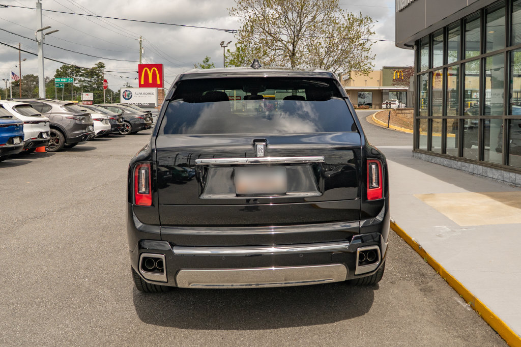 Used 2025 Rolls-Royce Cullinan AWD/4WD image 5