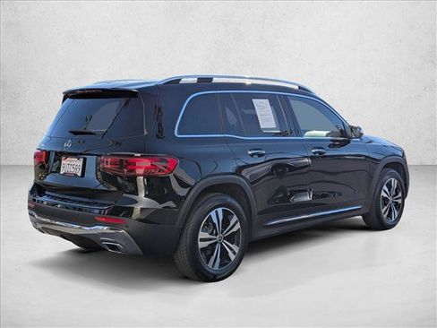 Certified 2025 Mercedes-Benz GLB 250 image 5