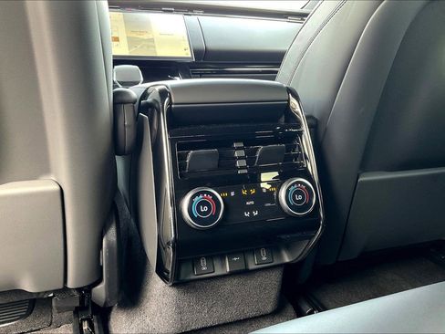 New 2026 Land Rover Range Rover Sport Dynamic SE image 21