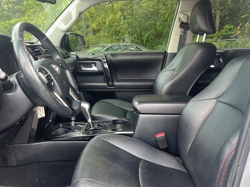 Used 2017 Toyota 4Runner TRD Pro AWD/4WD image 12