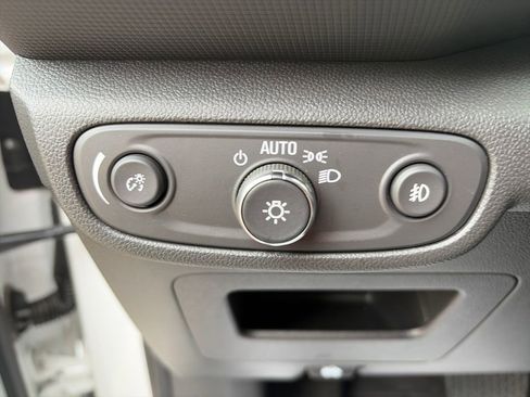 Used 2023 Chevrolet TrailBlazer ACTIV w/ Technology Package FWD image 26