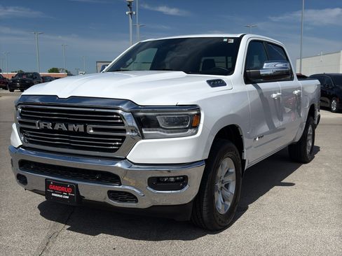 Used 2024 RAM 1500 Laramie AWD/4WD image 2