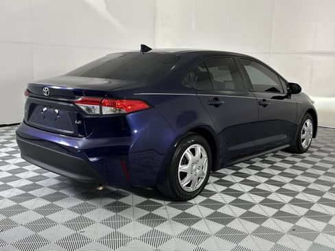 Used 2024 Toyota Corolla LE FWD image 8