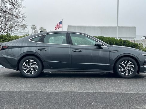 New 2026 Hyundai Sonata Blue image 3