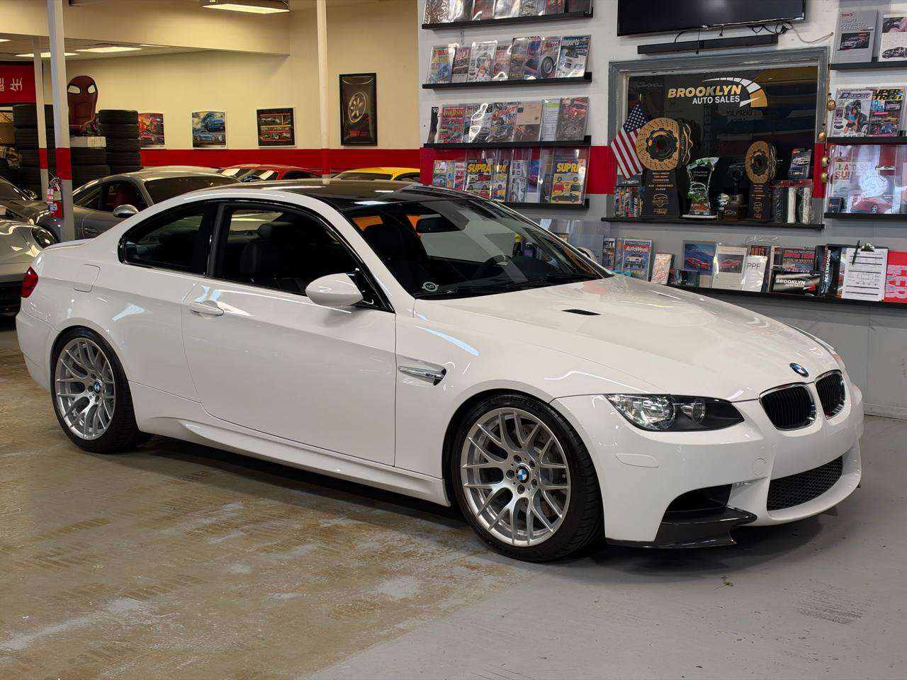 Used 2011 BMW M3 Coupe RWD image 4