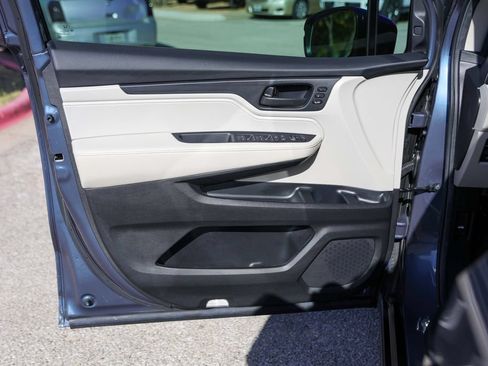 Used 2025 Honda Odyssey EX-L image 26