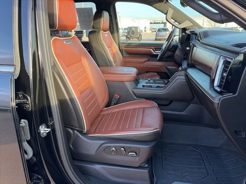 Used 2024 GMC Sierra 2500 Denali Ultimate image 49