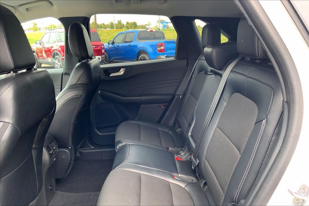 Used 2023 Ford Escape SE FWD image 11