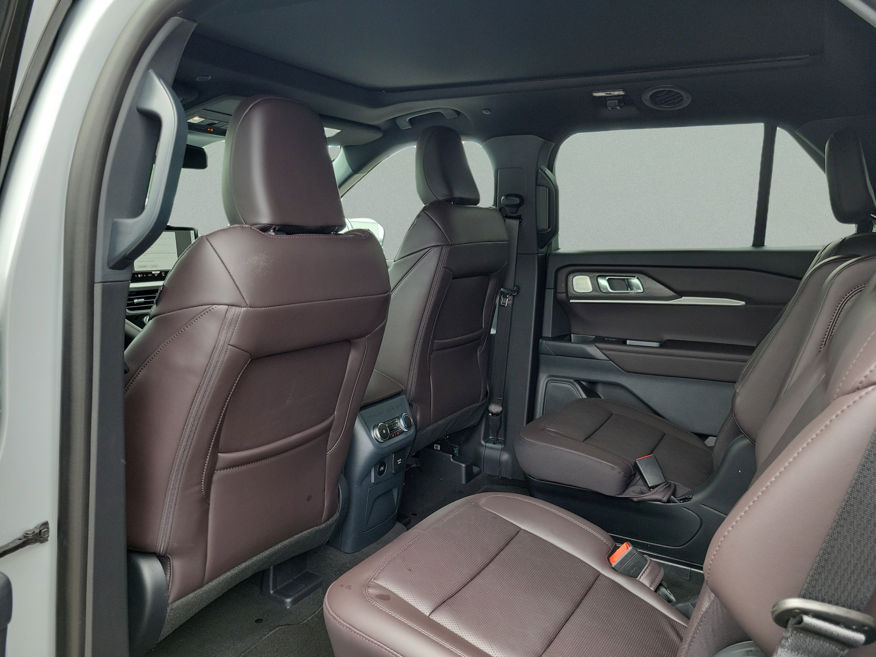 New 2026 Ford Explorer Platinum RWD image 11