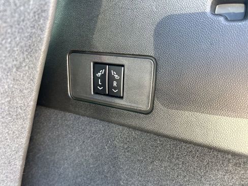 Used 2021 Cadillac XT6 Luxury image 51