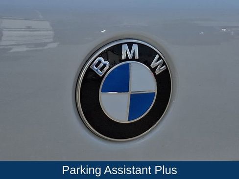 Used 2022 BMW X5 xDrive40i w/ Premium Package AWD/4WD image 32