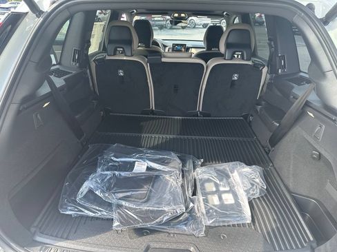 New 2026 Volvo XC90 B6 Ultra w/ Protection Package AWD/4WD image 40