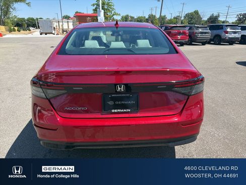 Used 2023 Honda Accord EX image 7