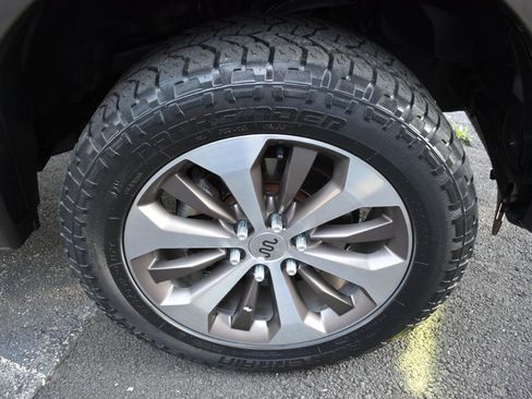 Used 2016 Ford F150 King Ranch w/ Equipment Group 601A Luxury image 34