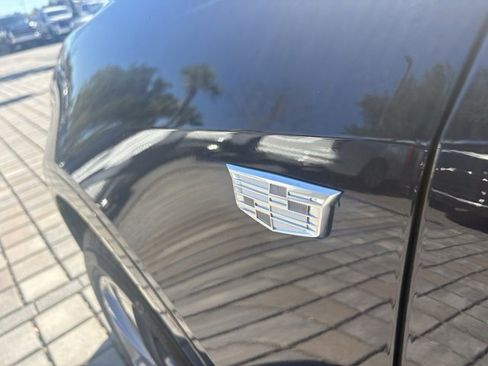 Certified 2025 Cadillac XT5 Premium Luxury image 10