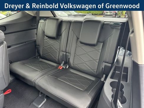 New 2026 Volkswagen Atlas SE image 14