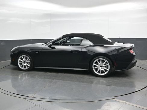 Used 2025 Ford Mustang GT Premium RWD image 10