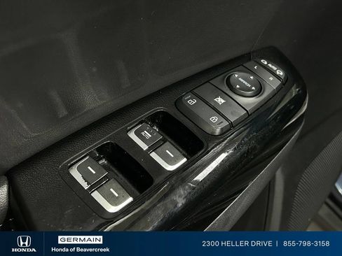 Used 2022 Kia Sportage EX FWD image 18