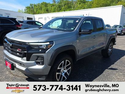 Used 2023 Chevrolet Colorado Z71 w/ Z71 Convenience Package 2