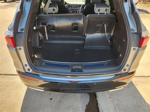 Used 2023 Buick Enclave Essence w/ Experience Buick Package image 20