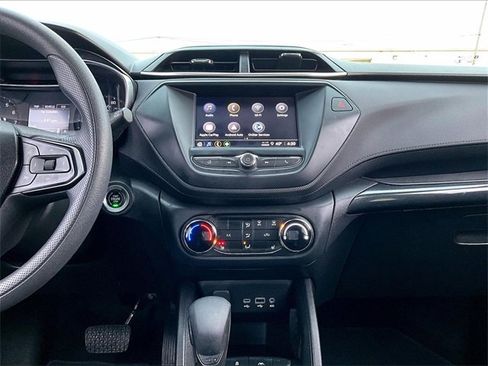 Used 2023 Chevrolet TrailBlazer LT image 17