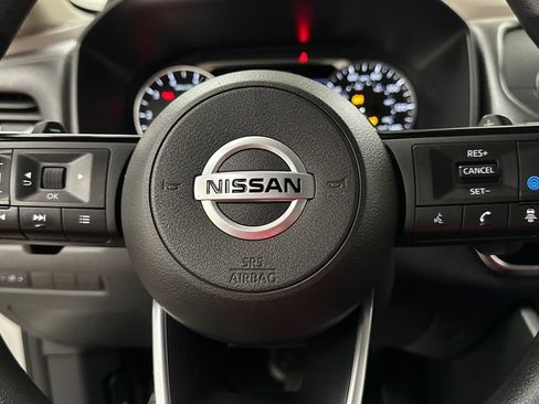 Used 2021 Nissan Rogue SV AWD/4WD image 15