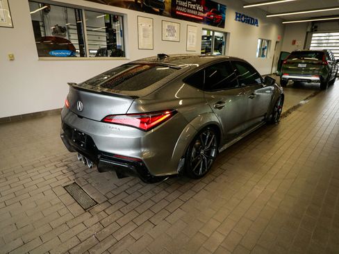 Used 2024 Acura Integra Type S image 10
