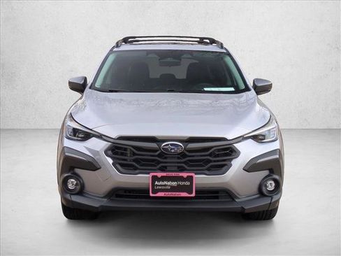Used 2024 Subaru Crosstrek 2.5i Limited image 2