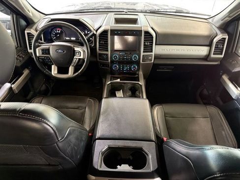 Used 2018 Ford F250 Lariat image 10