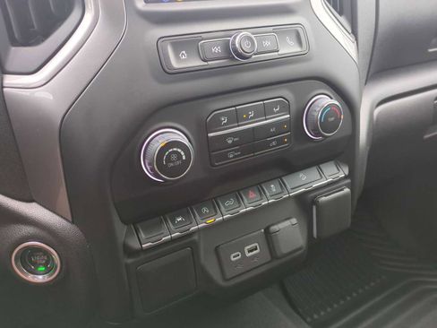 Used 2024 Chevrolet Silverado 1500 Custom Trail Boss image 18