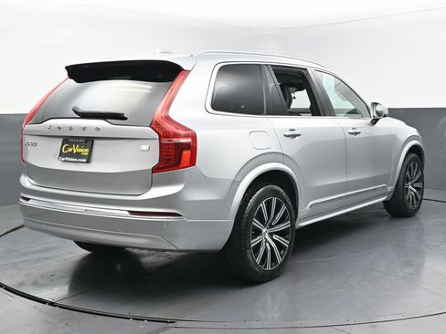 Used 2022 Volvo XC90 T8 Inscription image 5